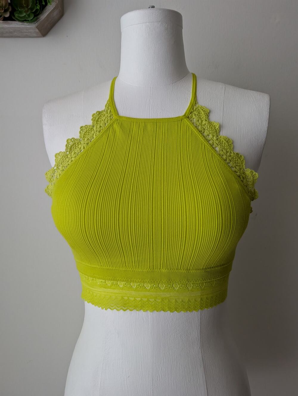 fornia halter bralet